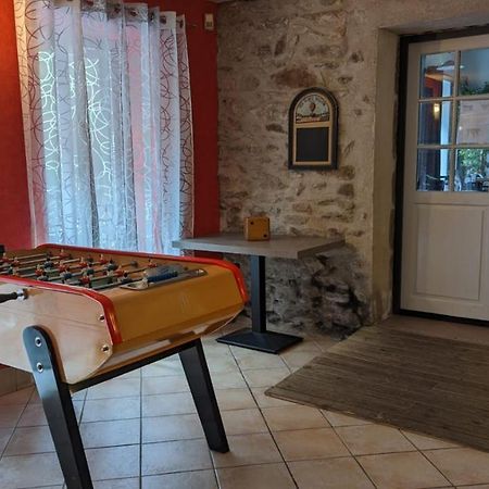Chambres D'Hotes Les Lits Des Fees Saint-Floret Exterior foto